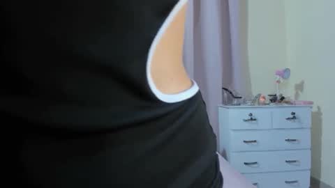 fernanda_151 online show from April 2026 01:34:02 AM