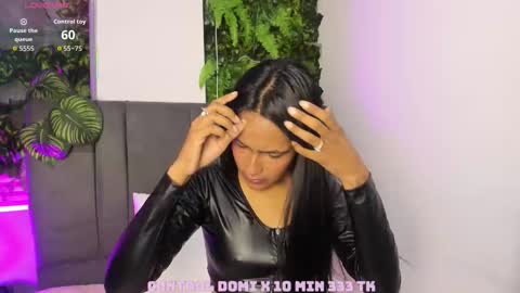 fernanda_liie_ online show from October 2025 12:40:02 PM