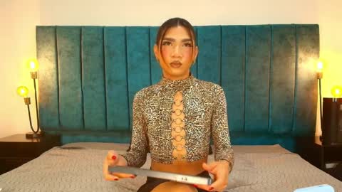 fernanda online show from March 2026 10:10:01 PM