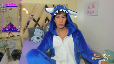 FER PHOENIX online show from October 2025 03:41:02 AM