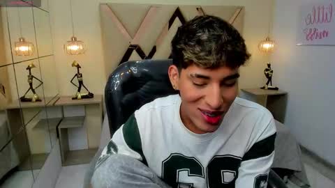 FER PHOENIX online show from February 2026 04:16:02 AM