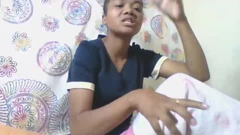 Snapshot of fetranialdy chatting on May 2026 04:20:01 AM fetranialdy online show from May 2026 04:20:01 AM