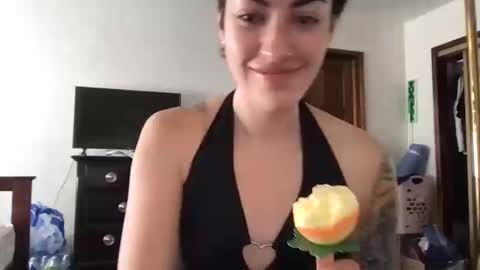 fgsammie online show from October 2025 06:19:02 PM