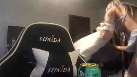 fgsammie online show from November 2025 11:14:01 PM