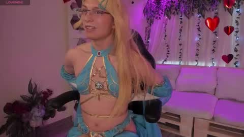 Snapshot of fi_cosplay chatting on September 2025 08:36:02 PM fi_cosplay online show from September 2025 08:36:02 PM