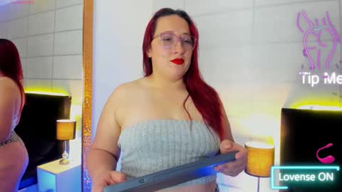 Luciana online show from October 2025 04:29:01 AM