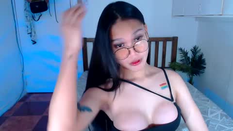 Snapshot of filipina_sassyqirl19xxx chatting on February 2025 09:47:02 AM sweet online show from February 2025 09:47:02 AM