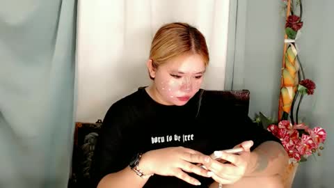 Snapshot of filipina_slutty69xxx chatting on December 2024 01:28:01 PM Angela DONT FORGET TO FOLLOW AND GIVE ME APPRECIATION online show from December 2024 01:28:01 PM
