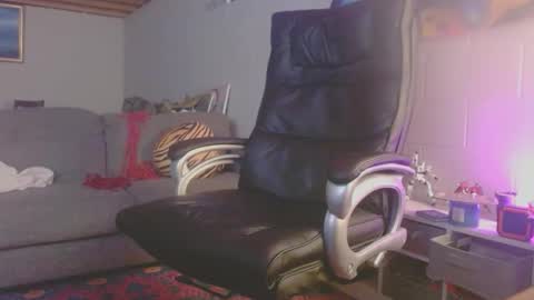Snapshot of filisdude chatting on December 2025 08:48:02 PM frank online show from December 2025 08:48:02 PM