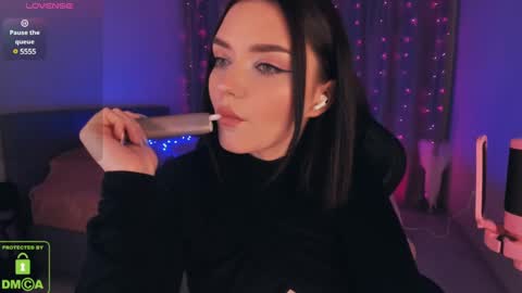 LEEN online show from January 2025 04:01:02 AM