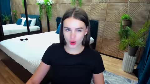 Snapshot of finalaccord chatting on September 2025 04:27:01 AM Amanda online show from September 2025 04:27:01 AM