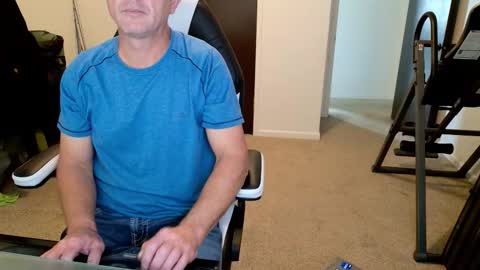 Ross online show from November 2025 09:06:01 PM