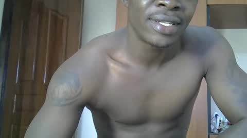 HOT AND SWEET online show from January 2026 06:17:02 AM