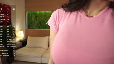 Emily online show from October 2025 06:47:01 AM