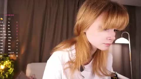 Snapshot of fionawhynot chatting on June 2026 07:01:01 PM Emily online show from June 2026 07:01:01 PM