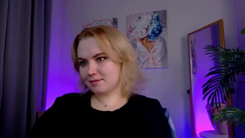 Fiona online show from March 2026 09:52:02 PM