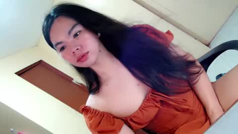 Snapshot of fionie_xxx chatting on June 2026 12:28:02 PM FIONA online show from June 2026 12:28:02 PM