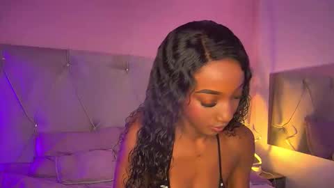 Fiorela Lenin  online show from March 2026 12:27:02 PM