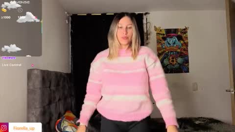 Snapshot of fiorella_up1 chatting on October 2025 01:27:02 AM F I O R E L L A  online show from October 2025 01:27:02 AM