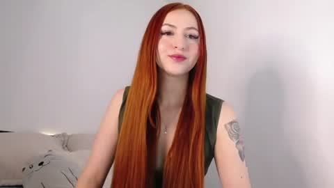 Snapshot of fireeprincess chatting on June 2026 04:56:01 AM Princess Tianna online show from June 2026 04:56:01 AM