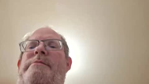 Hercomeonmyface online show from March 2026 04:52:01 AM