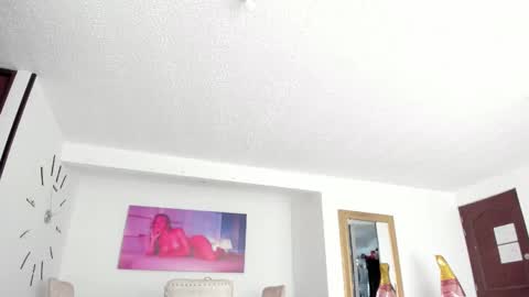 Snapshot of fit_fray chatting on February 2025 03:58:01 PM FRAIDER online show from February 2025 03:58:01 PM