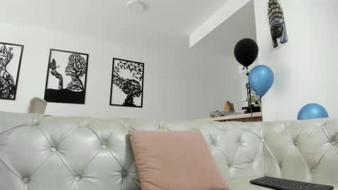 Snapshot of fit_fray chatting on October 2025 03:13:01 PM FRAIDER online show from October 2025 03:13:01 PM