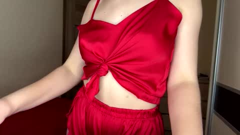 Snapshot of fit_kitty18 chatting on October 2025 05:46:02 PM fit kitty18 online show from October 2025 05:46:02 PM