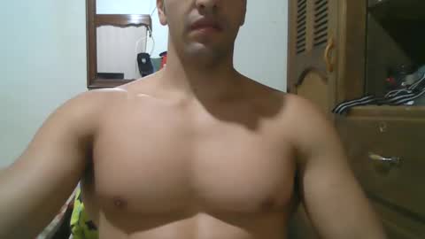 Snapshot of fitchestabs_69 chatting on January 2025 06:06:01 PM fitchestabs_69 online show from January 2025 06:06:01 PM