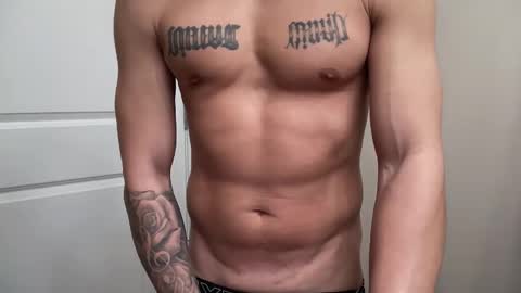 fithornyandtatted online show from January 2026 10:22:02 PM