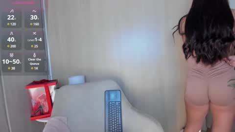 Snapshot of fitmartina chatting on February 2025 11:47:02 PM Alice online show from February 2025 11:47:02 PM