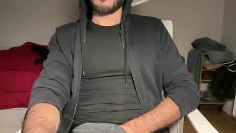 Fla is short for Flavio online show from October 2025 06:41:01 PM