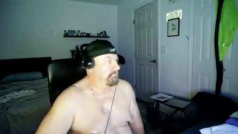 Snapshot of flaguy3233 chatting on December 2024 10:17:02 AM Florida guy online show from December 2024 10:17:02 AM