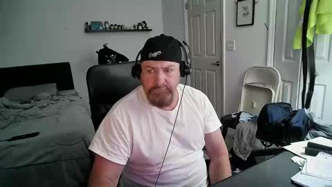 Snapshot of flaguy3233 chatting on January 2025 05:58:01 AM Florida guy online show from January 2025 05:58:01 AM