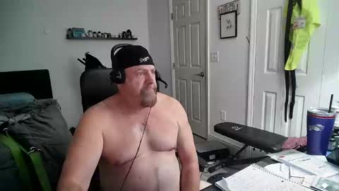 Snapshot of flaguy3233 chatting on February 2025 03:30:02 AM Florida guy online show from February 2025 03:30:02 AM