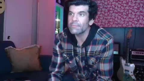 Flannel Dong online show from September 2025 02:15:02 AM