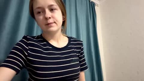 Snapshot of fleshpoetry chatting on February 2026 01:16:02 AM Emma online show from February 2026 01:16:02 AM