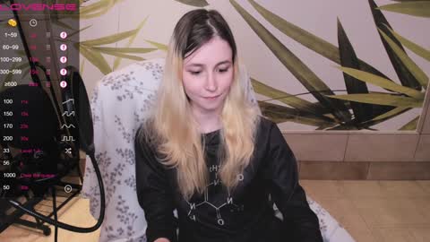 FlexiMona online show from January 2025 12:43:02 PM