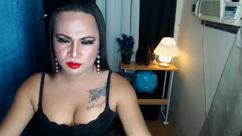 Snapshot of flirtangel93 chatting on February 2025 05:37:01 PM Angel online show from February 2025 05:37:01 PM