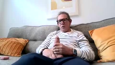 Snapshot of flirtofcharleston chatting on March 2025 08:12:01 PM Flickrbrite online show from March 2025 08:12:01 PM