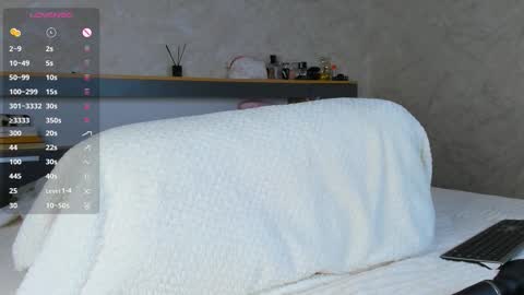 Snapshot of flirtykitty_ chatting on February 2026 03:07:02 AM Emely online show from February 2026 03:07:02 AM