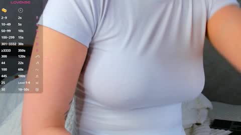 Emely  online show from March 2026 09:47:02 AM