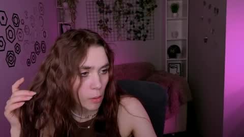 Snapshot of florence_barker chatting on May 2026 11:26:02 AM florence_barker online show from May 2026 11:26:02 AM