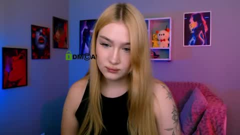 Snapshot of florence_barker chatting on May 2026 07:12:01 PM florence_barker online show from May 2026 07:12:01 PM