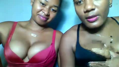 florencia011 online show from February 2025 05:47:02 PM