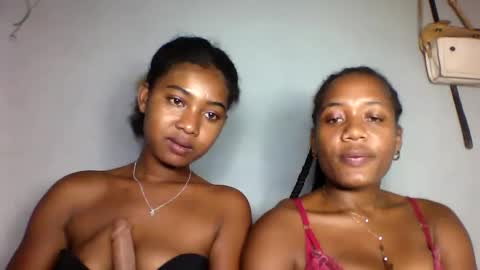 florencia011 online show from March 2025 08:00:02 PM