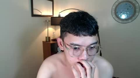 floriankeirxx_ online show from October 2025 01:12:02 AM