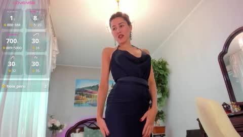 Nicole online show from October 2025 04:43:02 AM