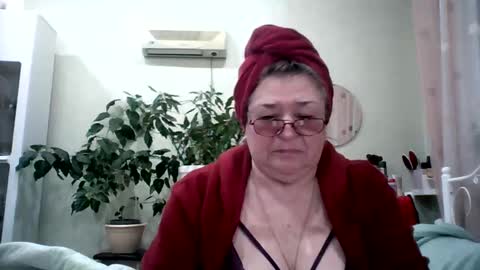 Flowerlower online show from February 2025 02:31:01 AM