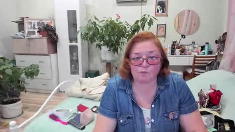 Flowerlower online show from November 2025 03:02:01 PM